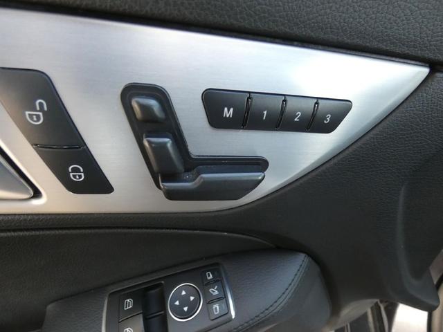 Photo of 2012 Gray Mercedes-Benz SLK-Class
