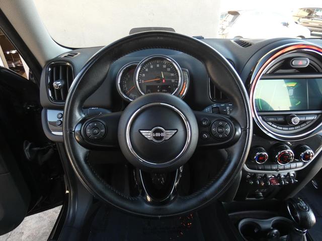Photo of 2018 Midnight Black Metallic MINI Countryman