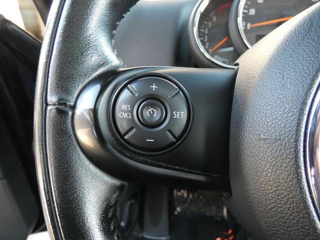 Photo of 2018 Midnight Black Metallic MINI Countryman