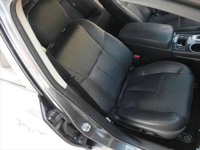 Photo of 2017 Gun Metallic Nissan Altima