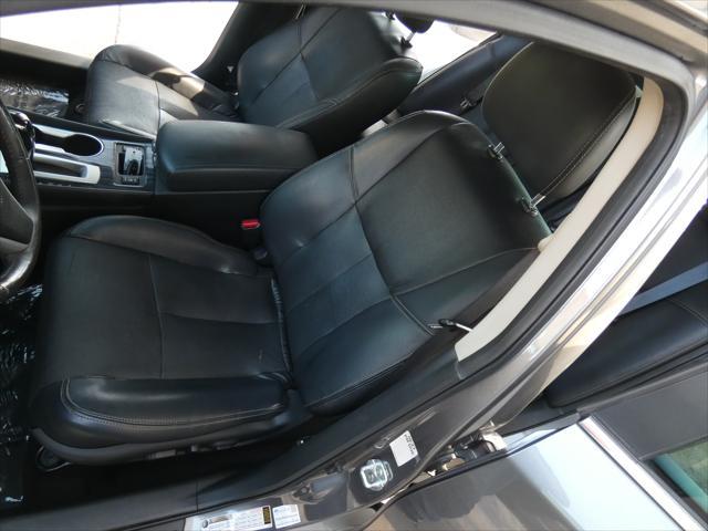 Photo of 2017 Gun Metallic Nissan Altima