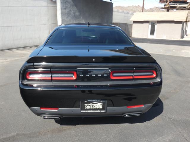 Photo of 2015 Pitch Black Clearcoat Dodge Challenger