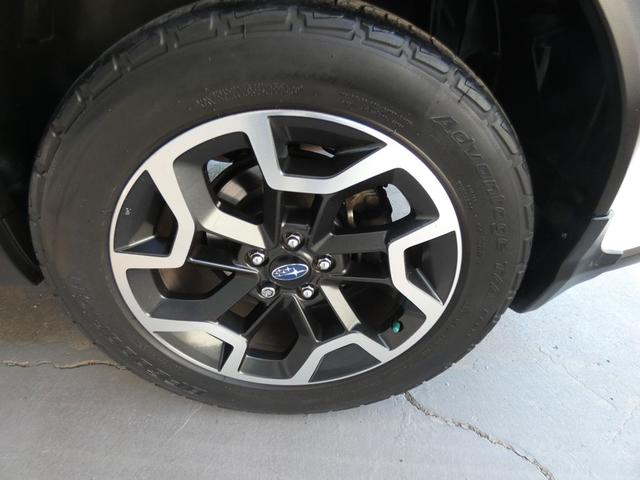 Photo of 2017 Crystal White Pearl Subaru Crosstrek