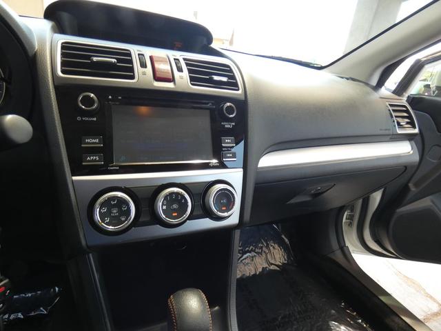 Photo of 2017 Crystal White Pearl Subaru Crosstrek