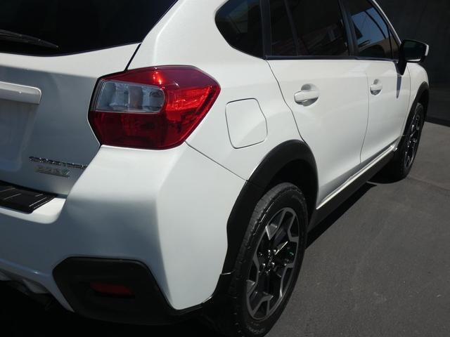 Photo of 2017 Crystal White Pearl Subaru Crosstrek