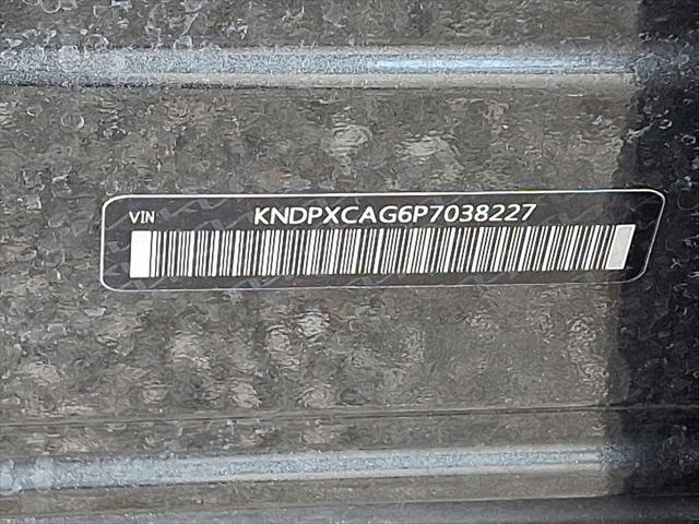 Photo of 2023 Gravity Gray Kia Sportage Hybrid