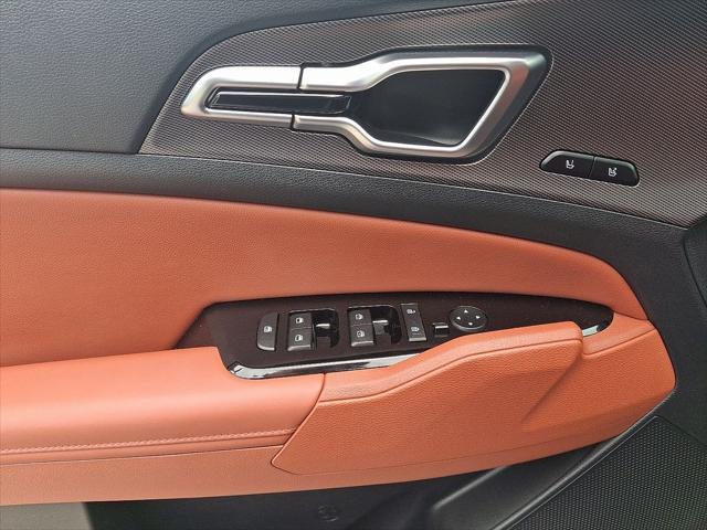 Photo of 2023 Gravity Gray Kia Sportage Hybrid