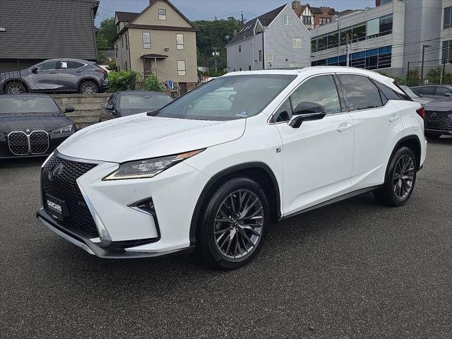 Photo of 2017 Ultra White Lexus RX 350