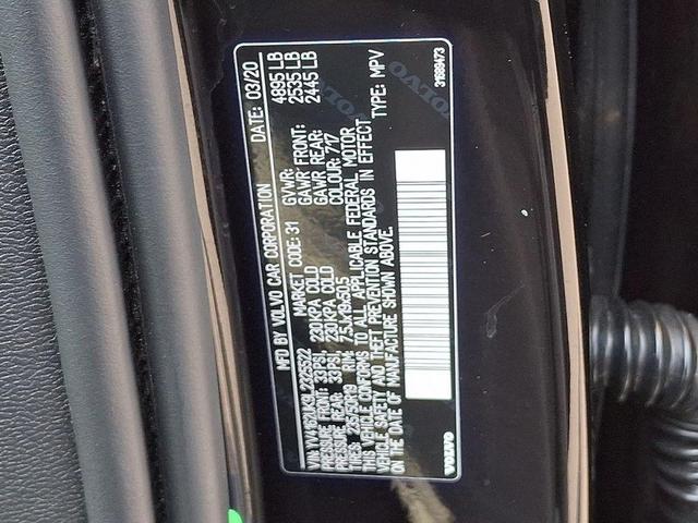 Photo of 2020 Onyx Black Metallic Volvo XC40