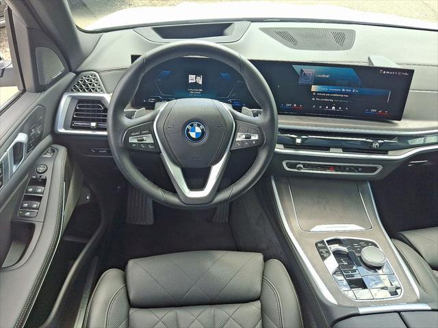 Photo of 2025 White BMW X5 PHEV