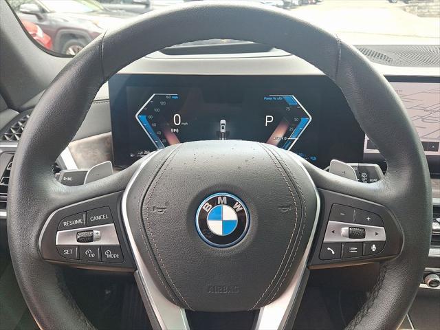 Photo of 2025 White BMW X5 PHEV