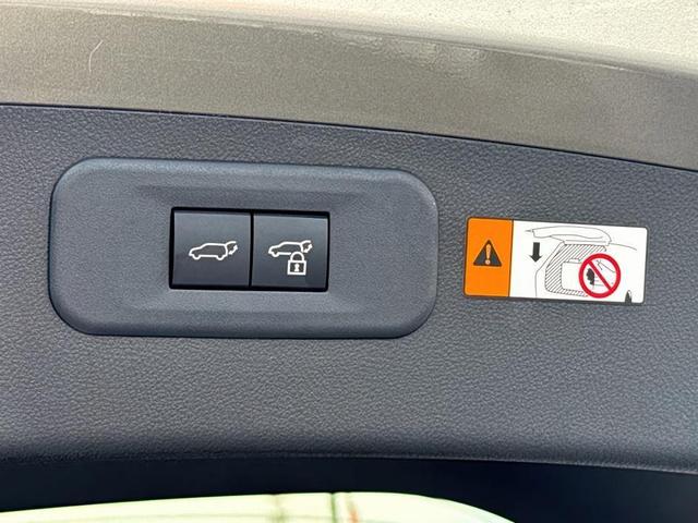 Photo of 2025 Gray Lexus NX 250