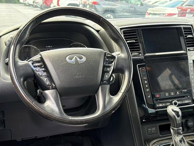 Photo of 2020 Gray INFINITI QX80