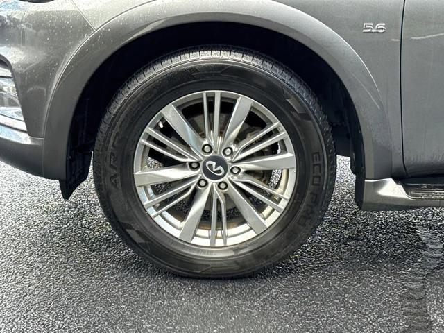 Photo of 2020 Gray INFINITI QX80