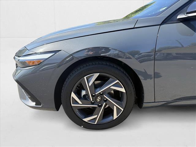 Photo of 2025 Ecotronic Gray Hyundai ELANTRA