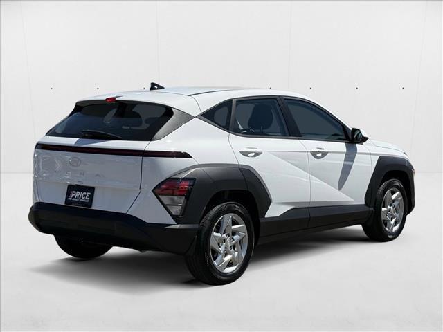 Photo of 2024 Atlas White Hyundai KONA