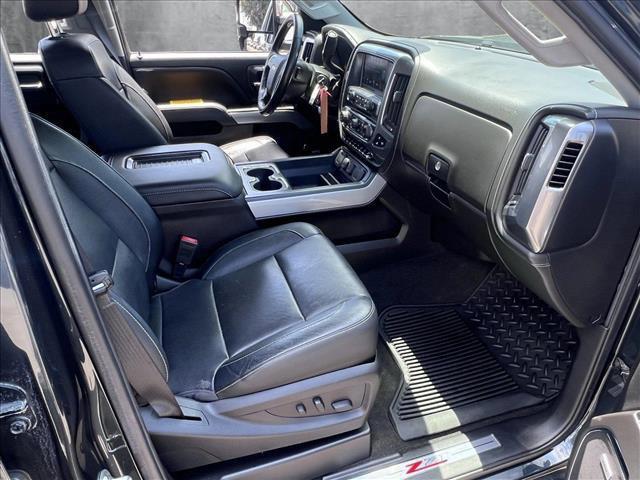 Photo of 2018 Graphite Metallic Chevrolet Silverado 2500