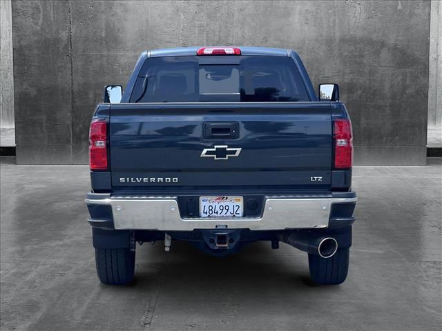Photo of 2018 Graphite Metallic Chevrolet Silverado 2500