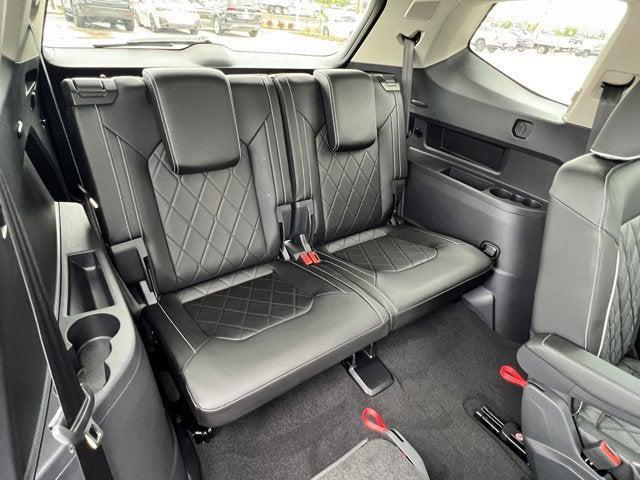 Photo of 2025 Silver Mist Metallic Volkswagen Atlas