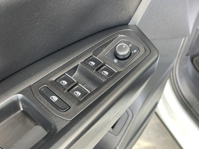 Photo of 2019 Pure White Volkswagen Atlas