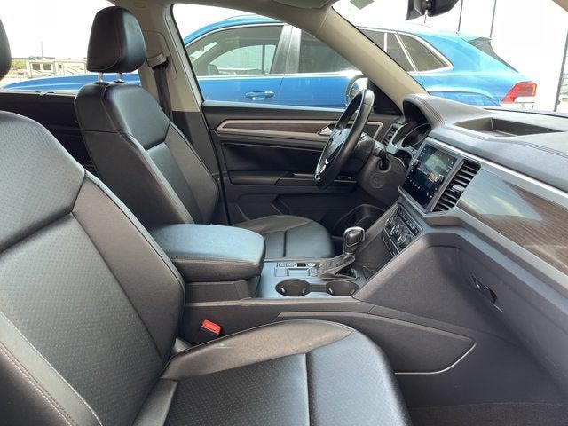 Photo of 2019 Pure White Volkswagen Atlas