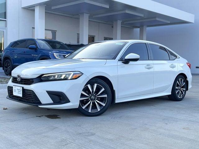 Photo of 2022 Platinum White Pearl Honda Civic