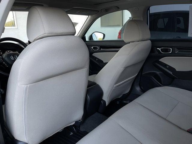 Photo of 2022 Platinum White Pearl Honda Civic