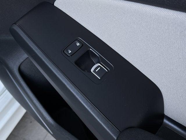 Photo of 2022 Platinum White Pearl Honda Civic