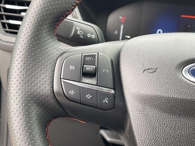 Photo of 2024 Black Metallic Ford Escape