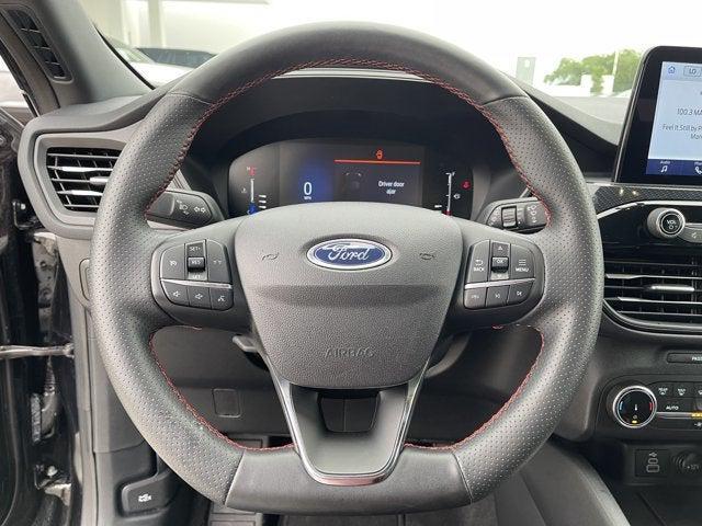 Photo of 2024 Black Metallic Ford Escape