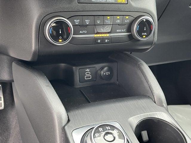 Photo of 2024 Black Metallic Ford Escape