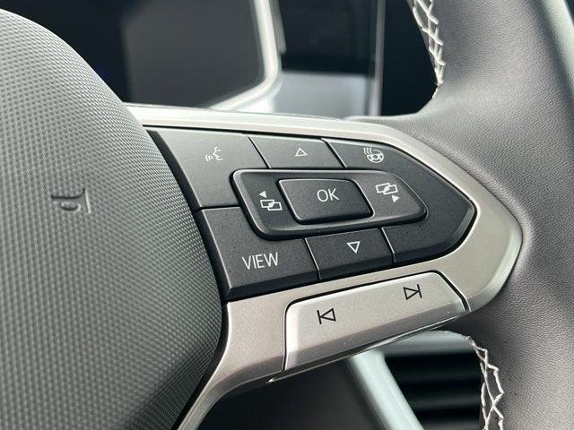 Photo of 2025 Platinum Gray Metallic Volkswagen Taos