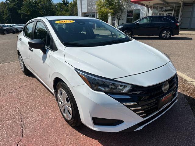 Photo of 2025 Cloud White Nissan Versa