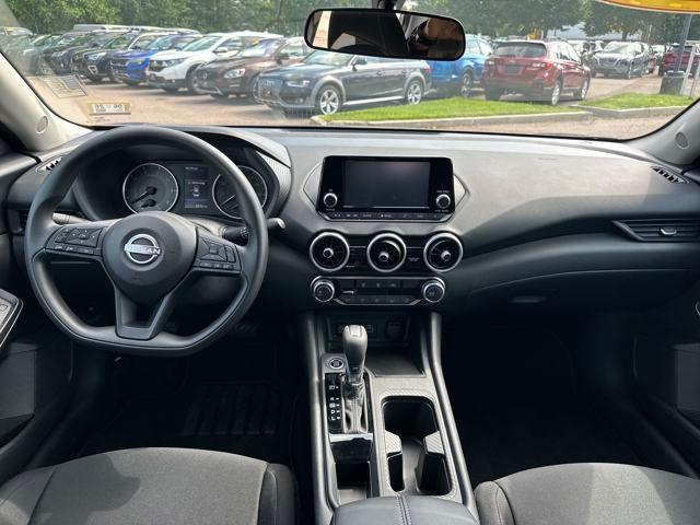 Photo of 2025 Gun Metallic Nissan Sentra