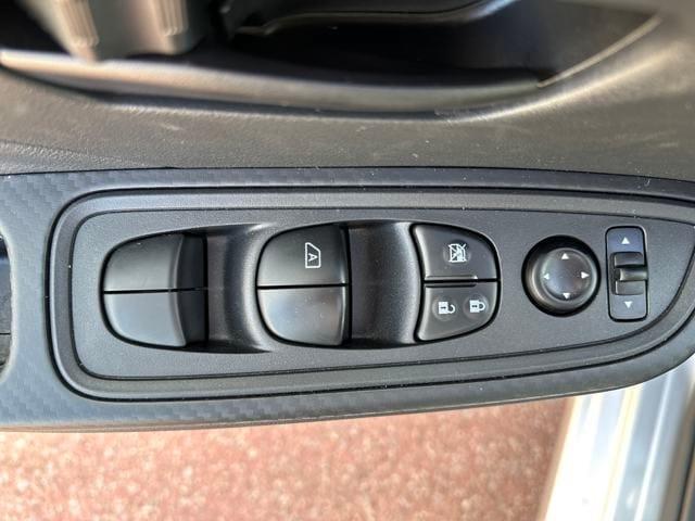 Photo of 2025 Brilliant Silver Metallic Nissan Versa