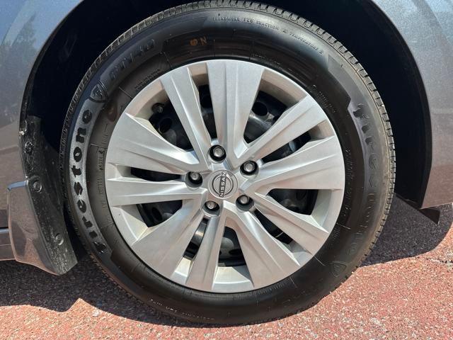 Photo of 2025 Gun Metallic Nissan Sentra