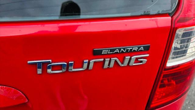 Photo of 2011 Red Hyundai Elantra Touring