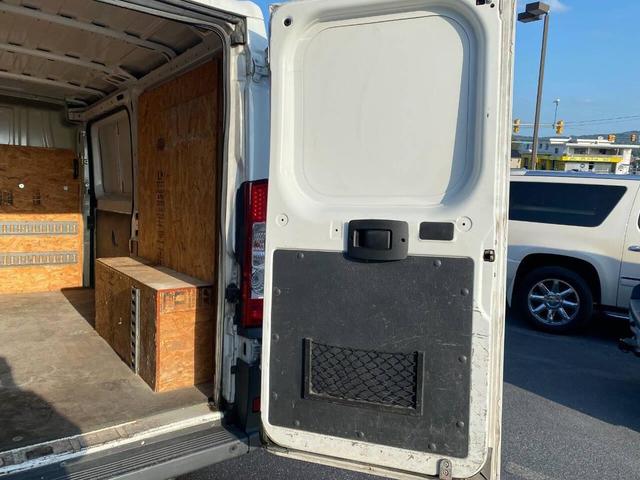 Photo of 2014 White RAM ProMaster 1500