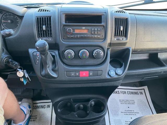 Photo of 2014 White RAM ProMaster 1500