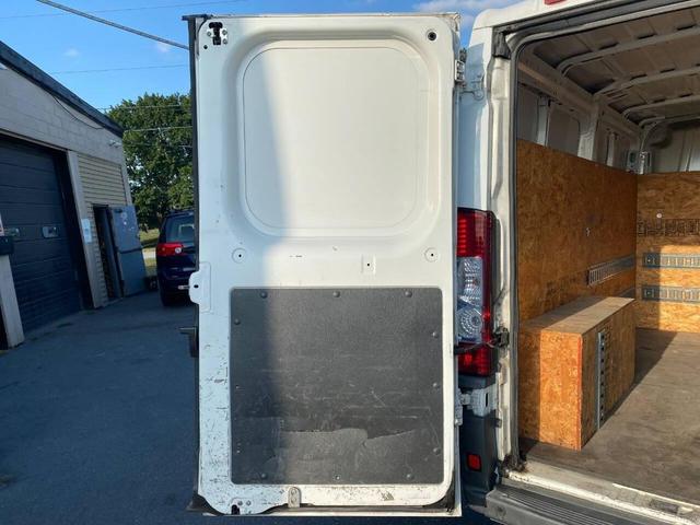 Photo of 2014 White RAM ProMaster 1500
