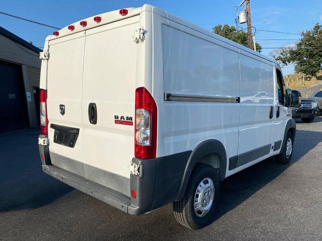 Photo of 2014 White RAM ProMaster 1500