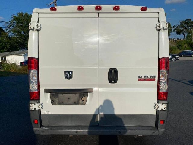 Photo of 2014 White RAM ProMaster 1500