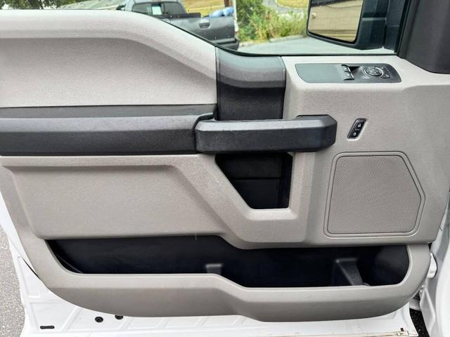 Photo of 2017 White Ford F-150