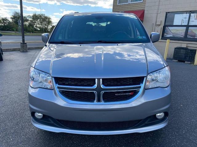 Photo of 2019 Gray Dodge Grand Caravan