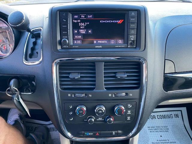 Photo of 2019 Gray Dodge Grand Caravan
