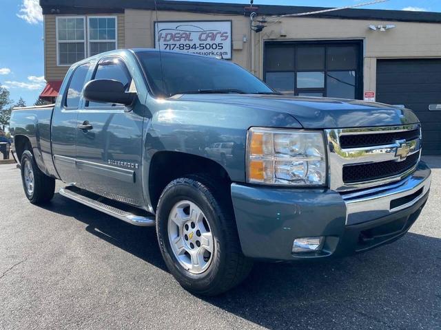 Photo of 2009 Gray Chevrolet Silverado 1500
