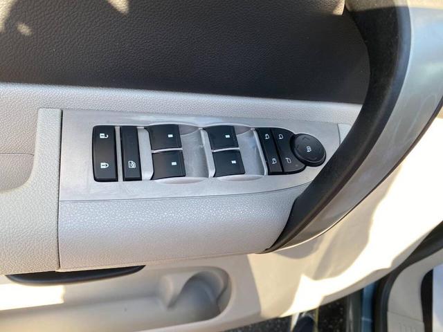 Photo of 2009 Gray Chevrolet Silverado 1500
