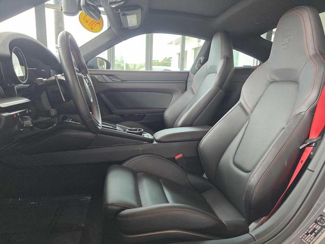 Photo of 2023 Blue Porsche 911