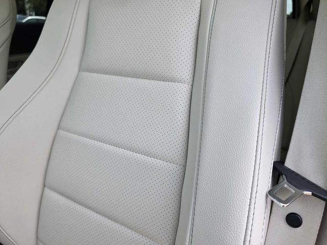 Photo of 2025 Gray Mercedes-Benz GLE 350