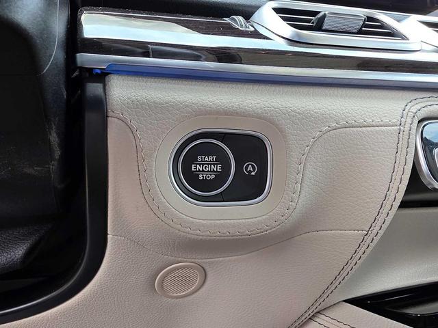 Photo of 2025 Gray Mercedes-Benz GLE 350